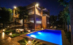 Redmoon Villa & Riad